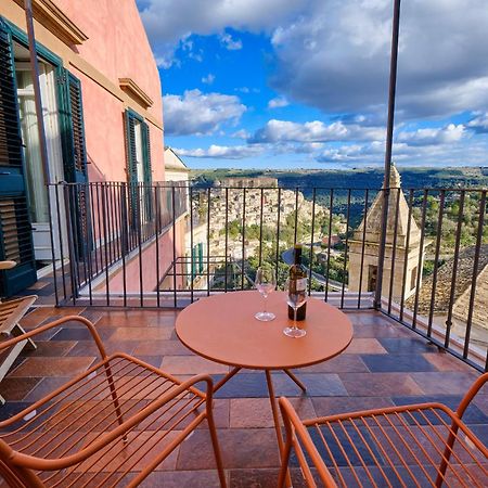 Casa Rosa Apartment Ragusa Bagian luar foto