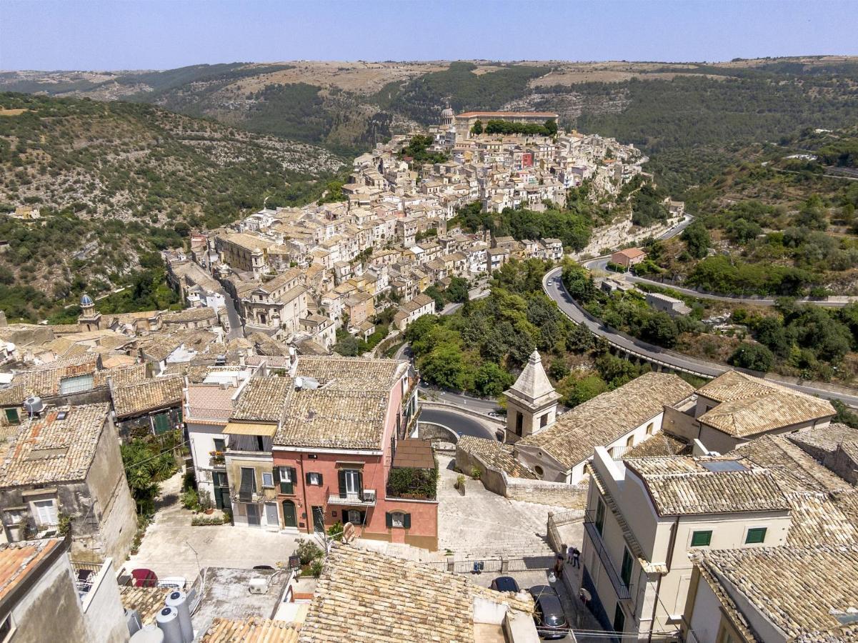 Casa Rosa Apartment Ragusa Bagian luar foto