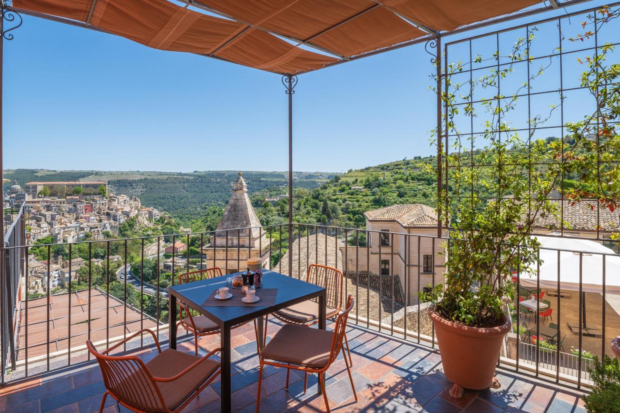 Casa Rosa Apartment Ragusa Bagian luar foto