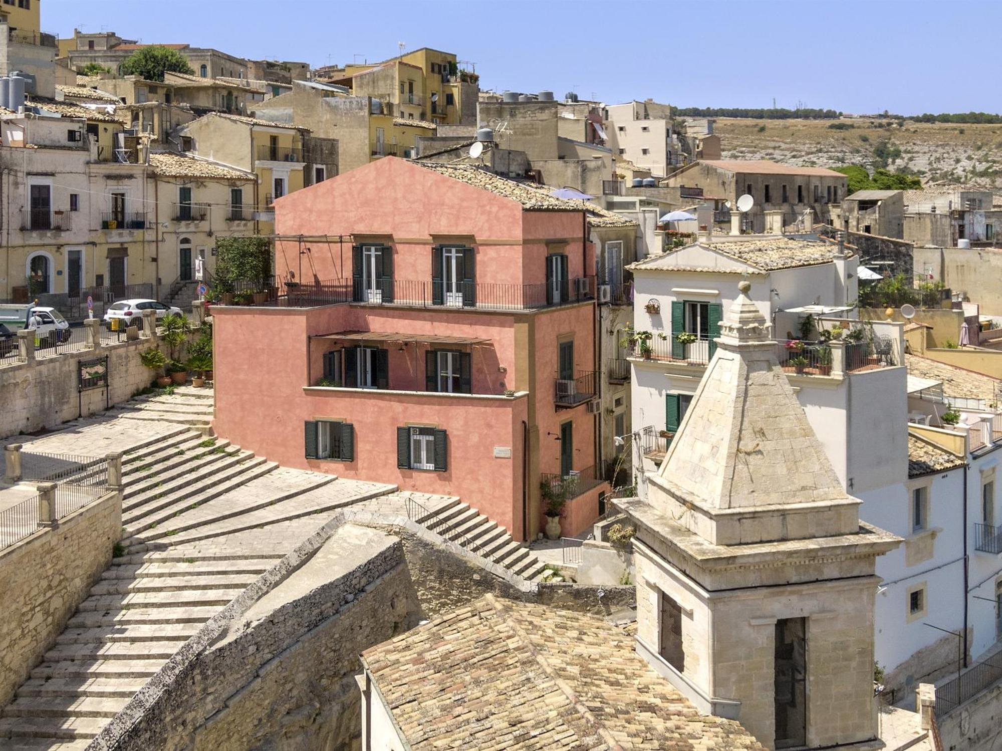 Casa Rosa Apartment Ragusa Bagian luar foto